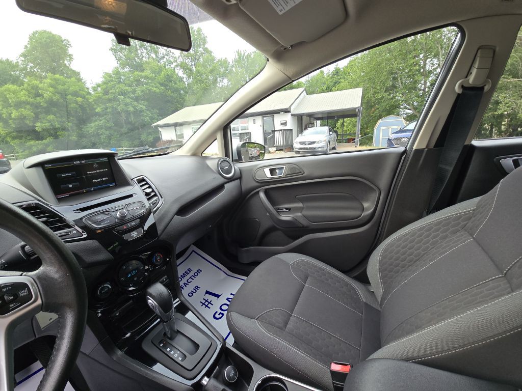 2014 Ford Fiesta Image 13