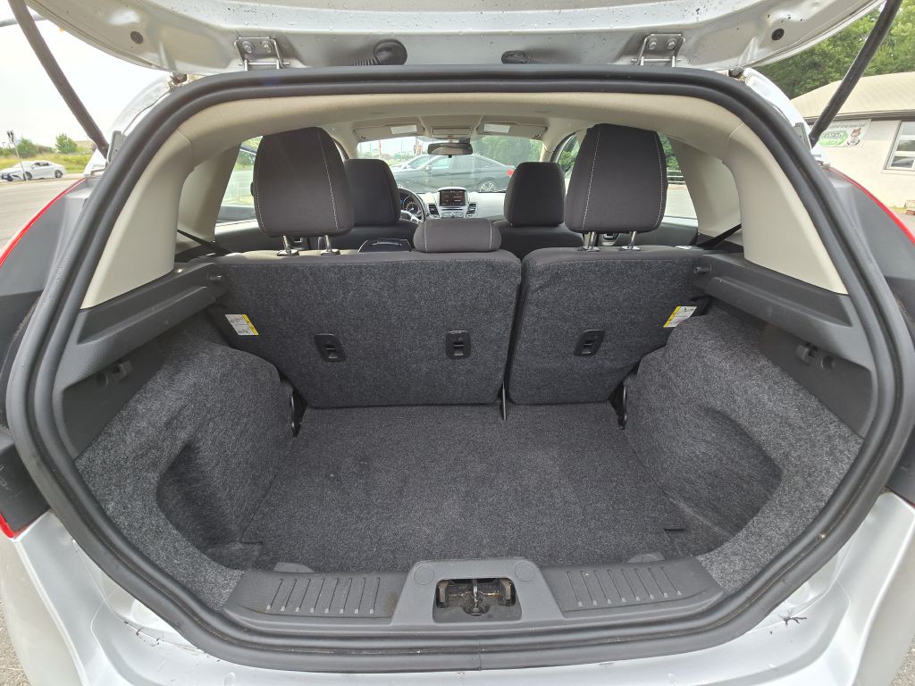 2014 Ford Fiesta Image 15