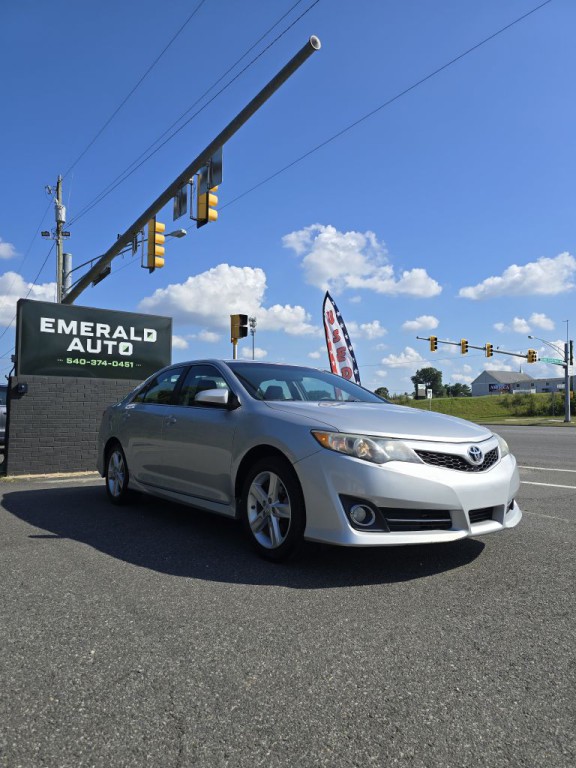 2012 Toyota Camry Image 3