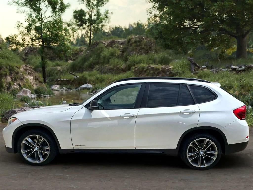 2014 BMW X1 Image 2