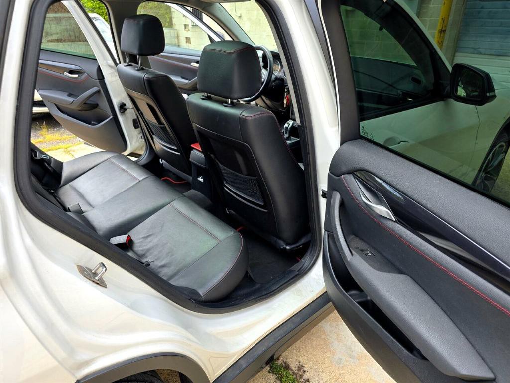 2014 BMW X1 Image 15