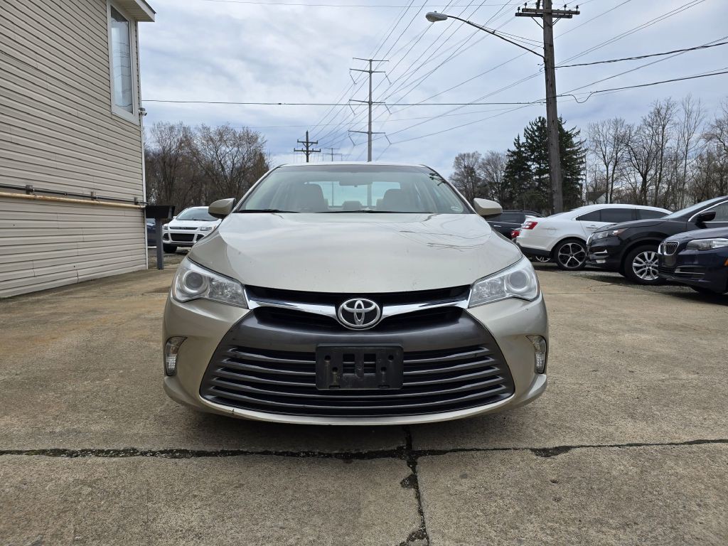 2015 Toyota Camry Image 1