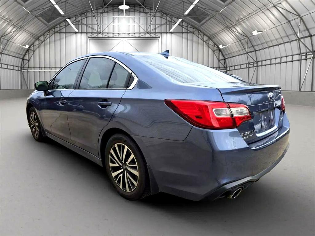 2018 Subaru Legacy Image 4