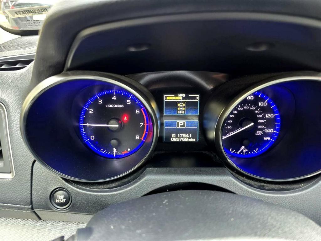 2018 Subaru Legacy Image 17