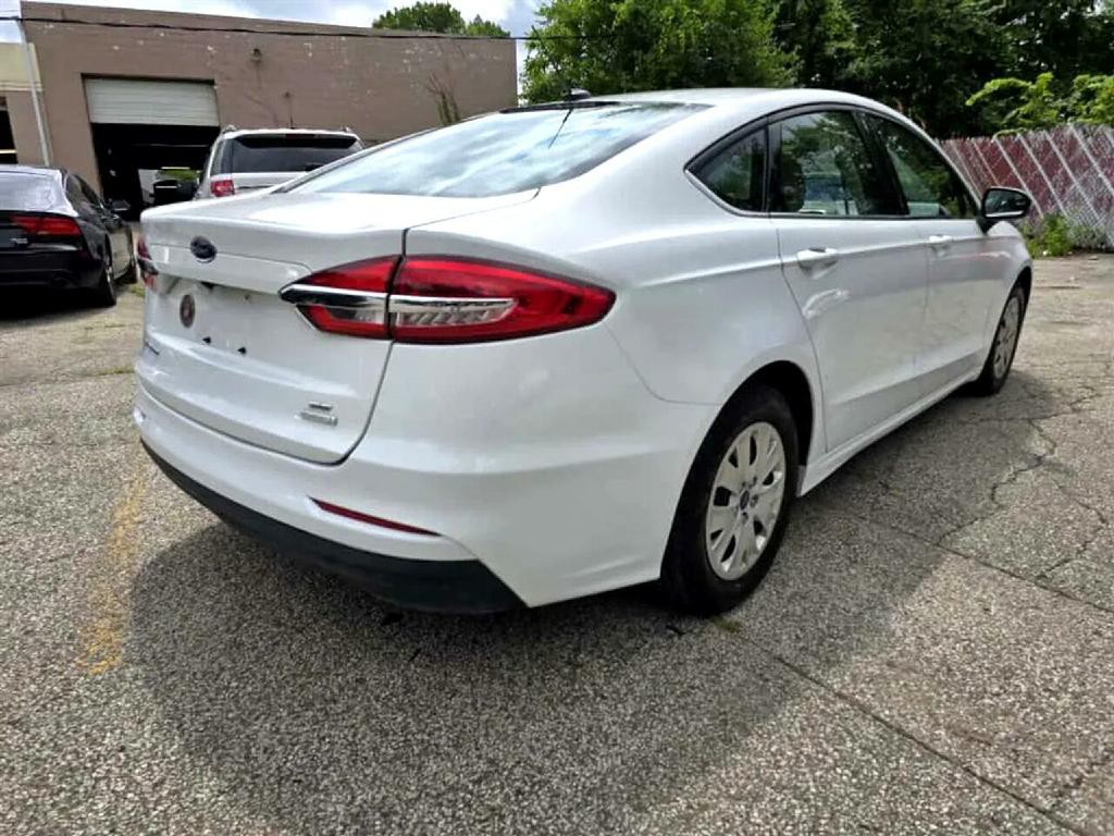 2019 Ford Fusion Image 4