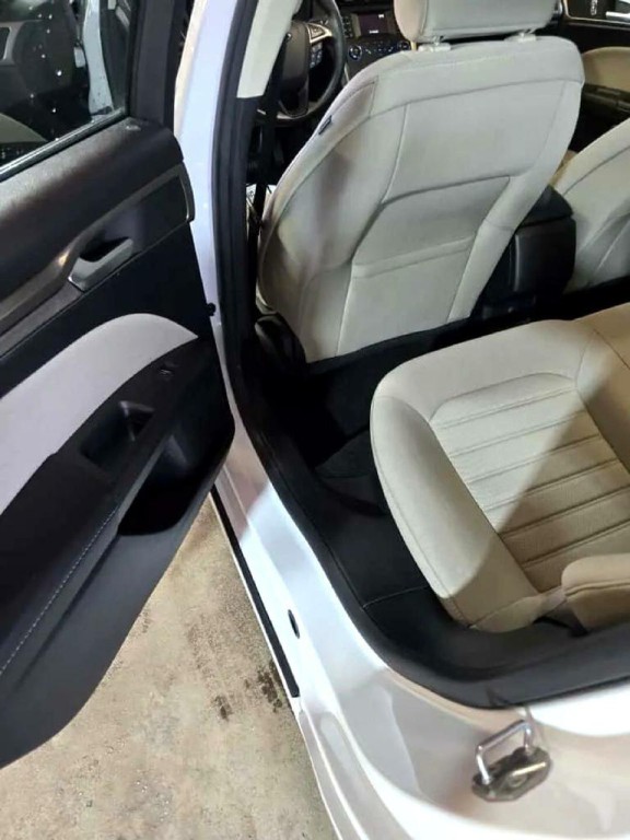 2019 Ford Fusion Image 10
