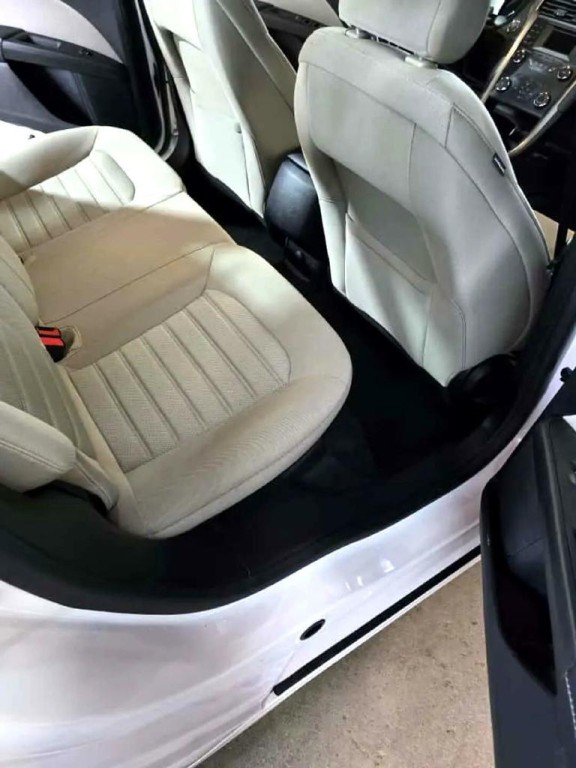 2019 Ford Fusion Image 12