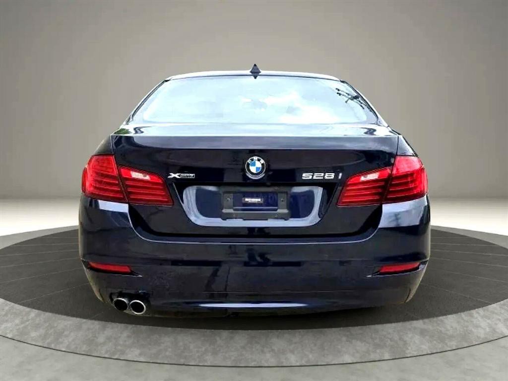 2014 BMW 5 Series Image 4
