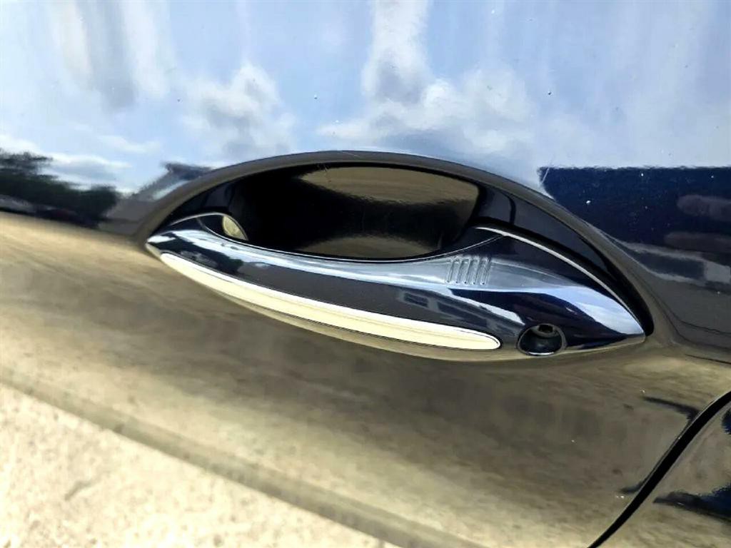 2014 BMW 5 Series Image 23
