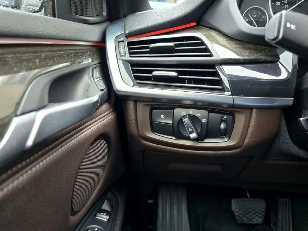 2017 BMW X5 Image 6