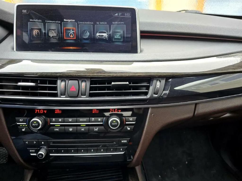 2017 BMW X5 Image 8