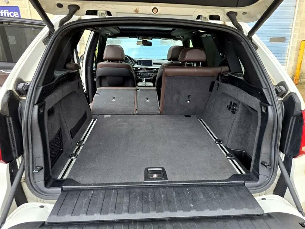 2017 BMW X5 Image 19