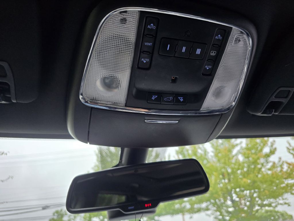 2015 Jeep Grand Cherokee Image 13