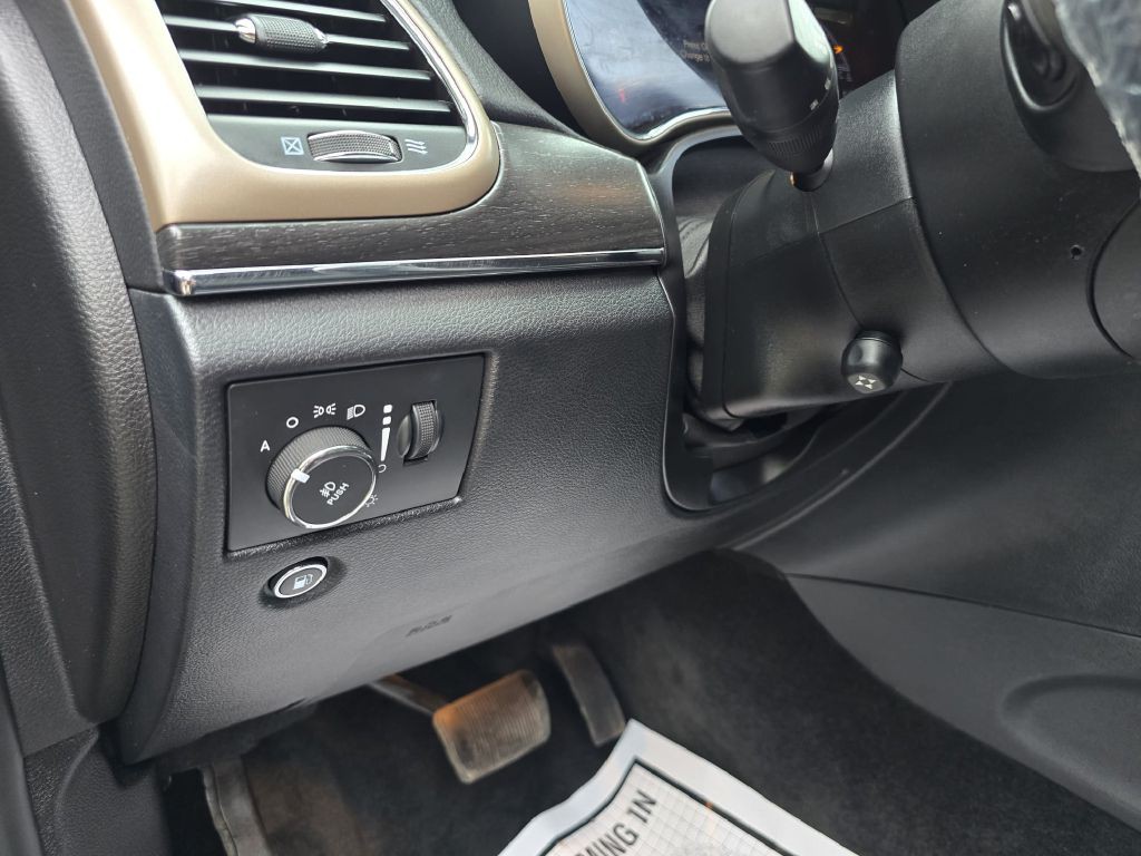 2015 Jeep Grand Cherokee Image 15