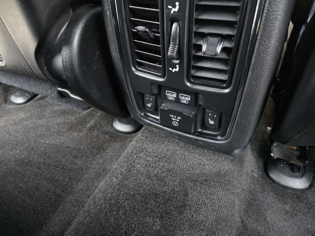 2015 Jeep Grand Cherokee Image 19