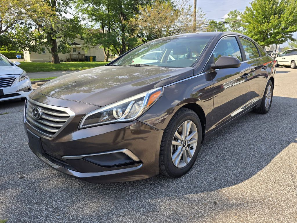 2016 Hyundai Sonata Image 3