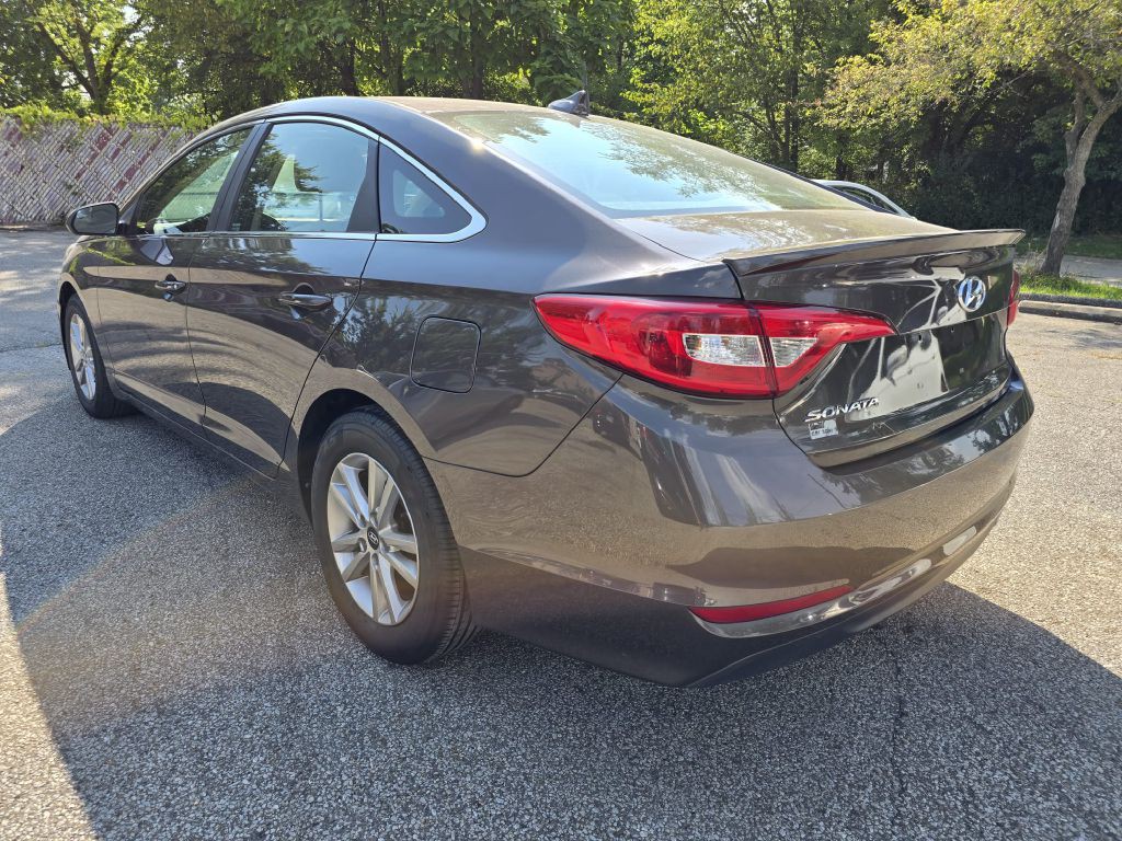 2016 Hyundai Sonata Image 4