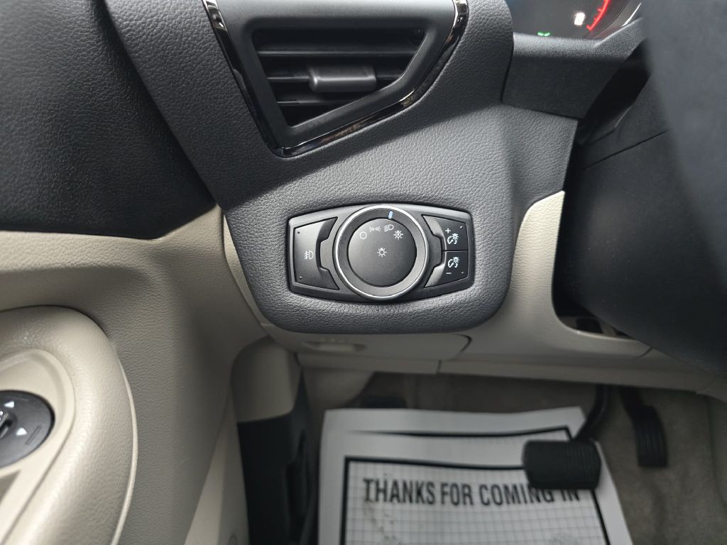 2015 Ford Escape Image 10