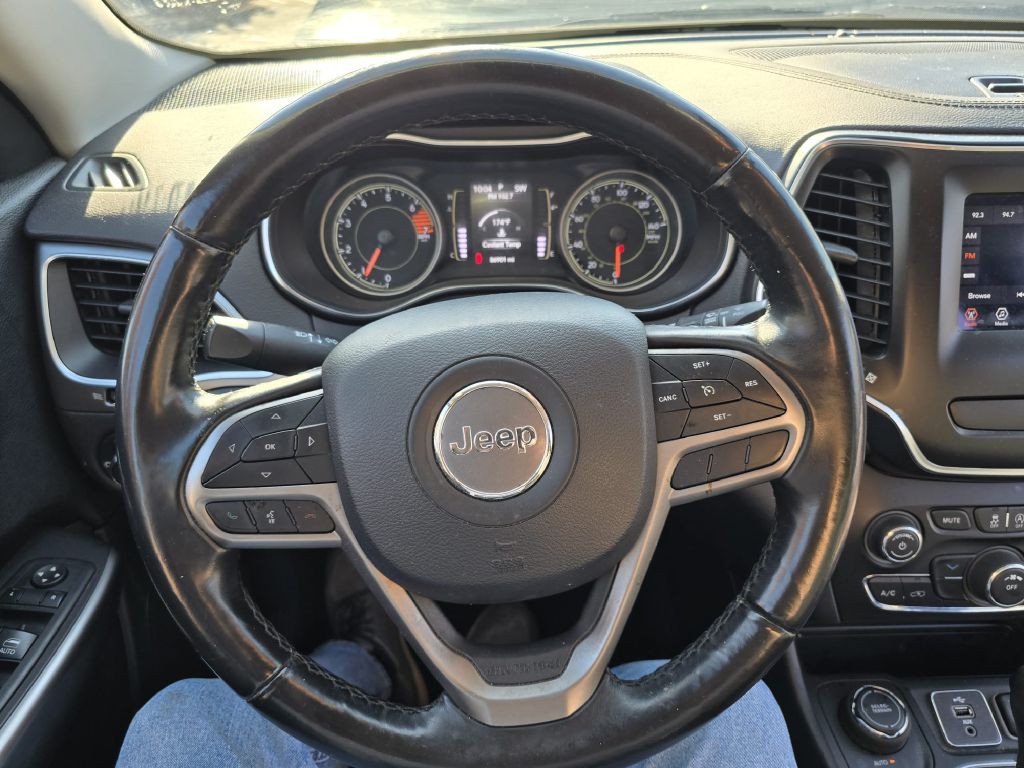 2019 Jeep Cherokee Image 16