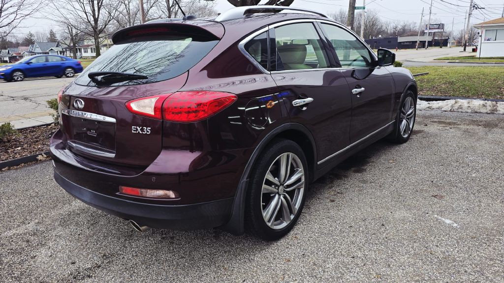 2011 INFINITI EX35 Image 4
