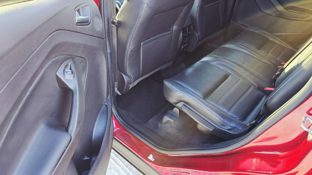 2019 Ford Escape Image 10