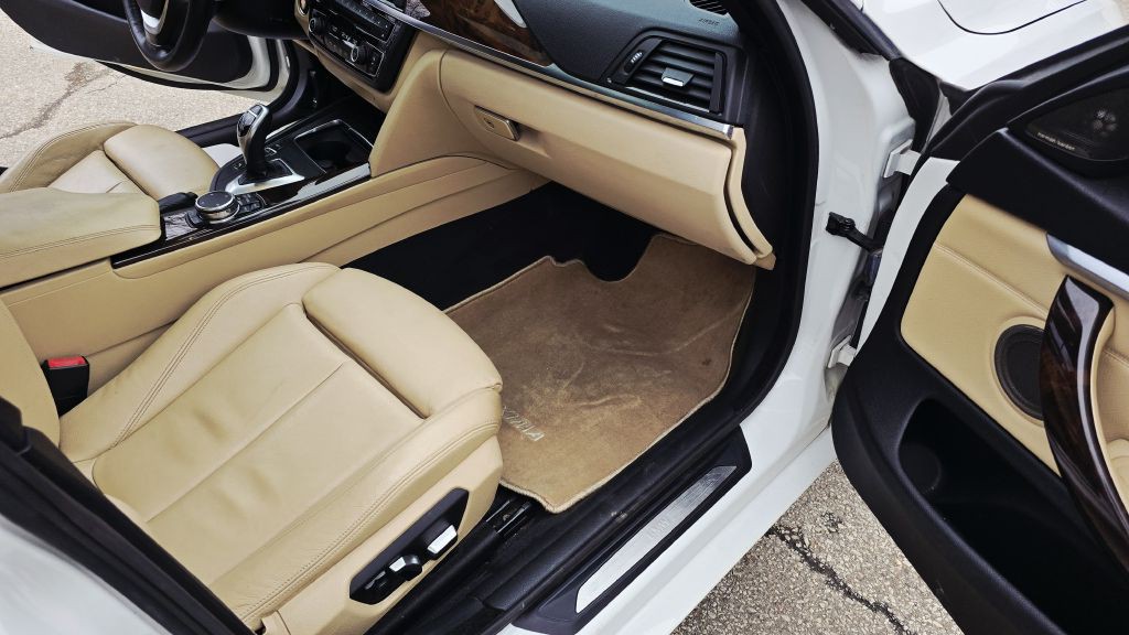 2017 BMW 4 Series Image 12