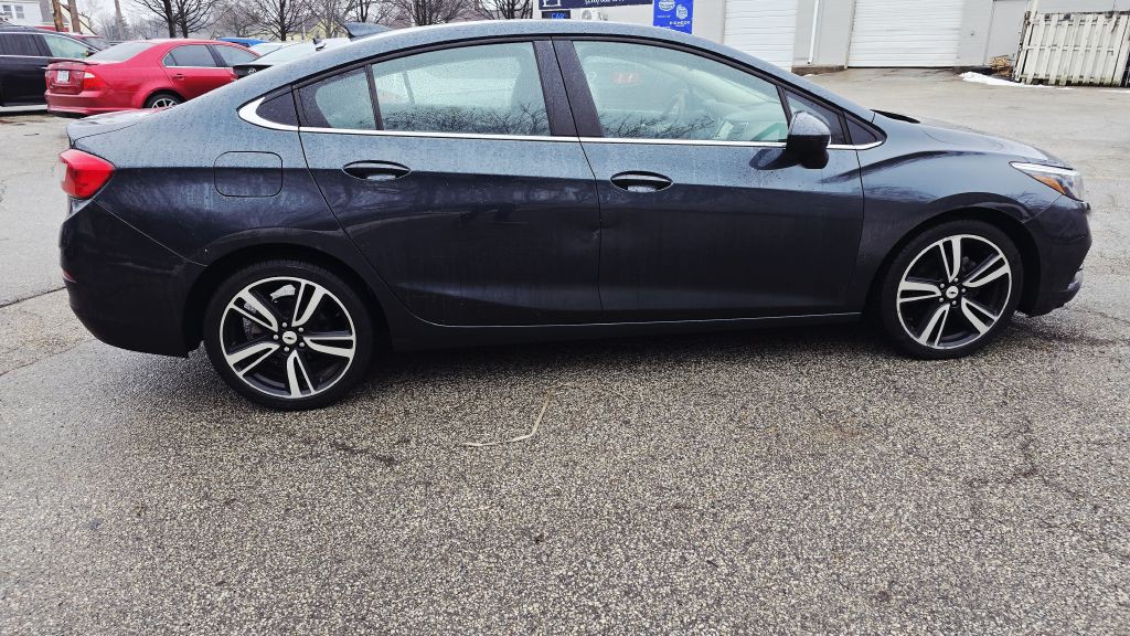 2018 Chevrolet Cruze Image 6