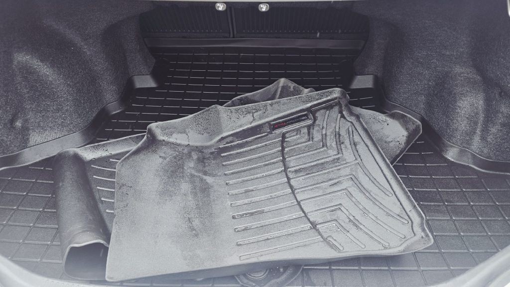 2014 Toyota Camry Image 19