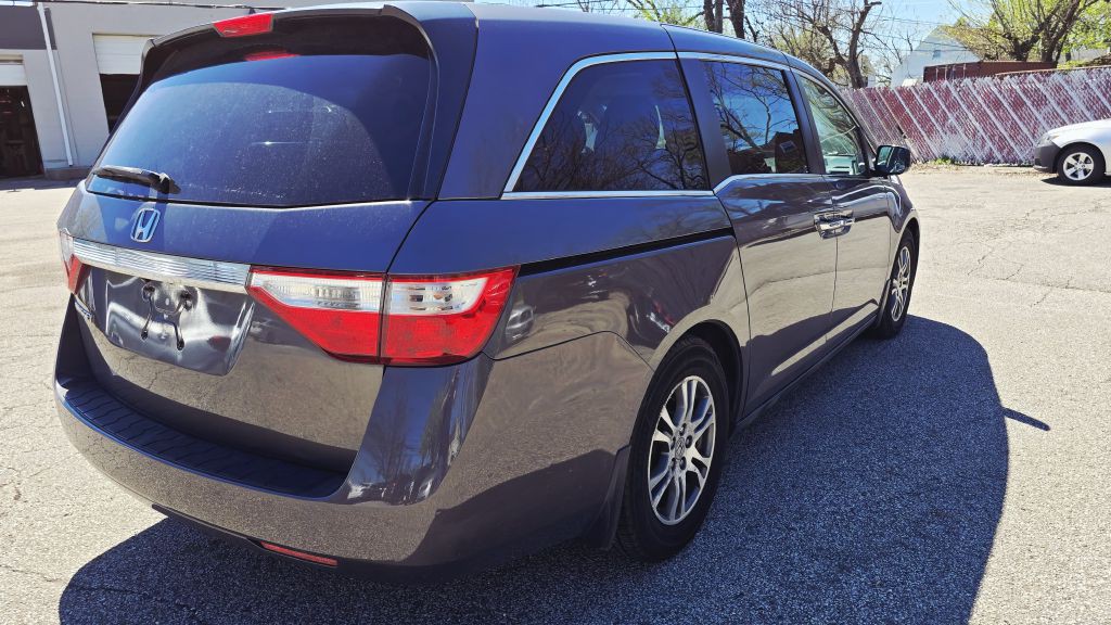 2013 Honda Odyssey Image 6