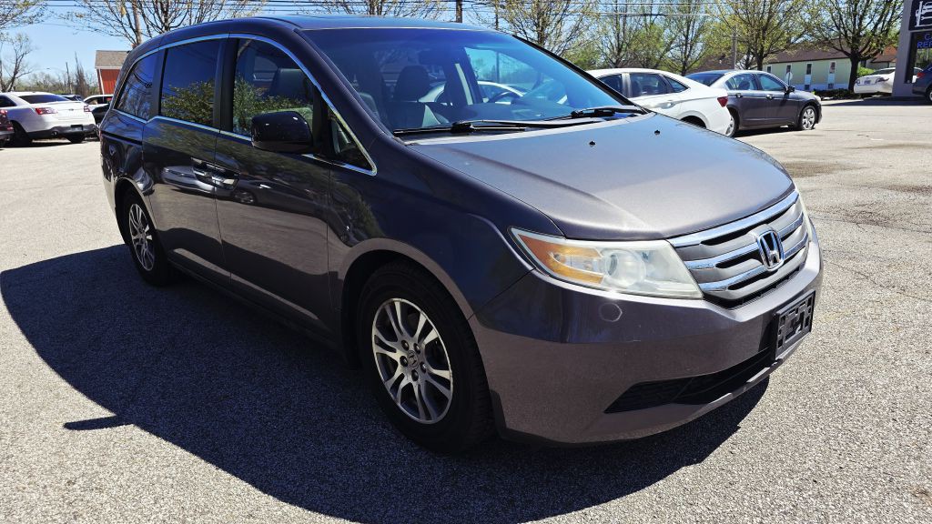 2013 Honda Odyssey Image 8