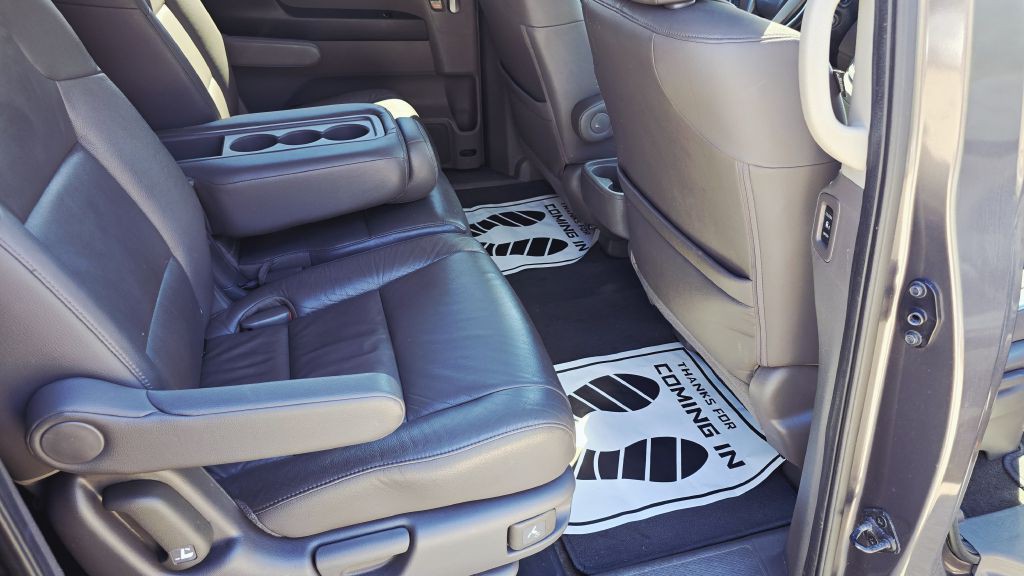 2013 Honda Odyssey Image 11