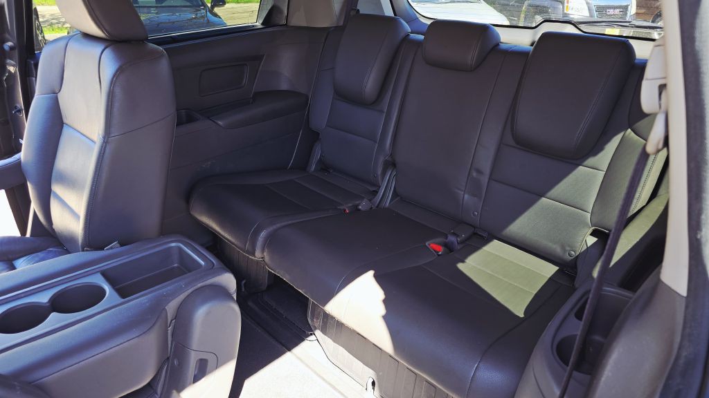 2013 Honda Odyssey Image 13