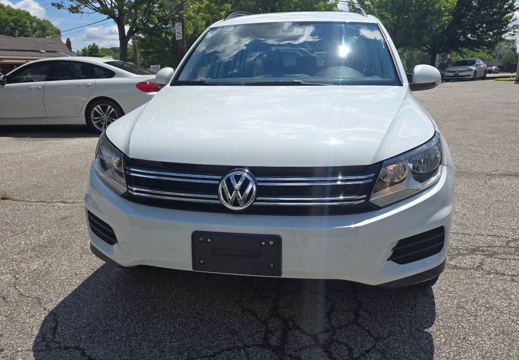 2017 Volkswagen Tiguan Image 1