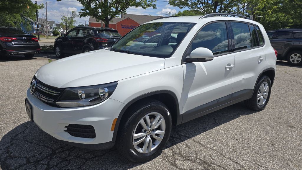 2017 Volkswagen Tiguan Image 2