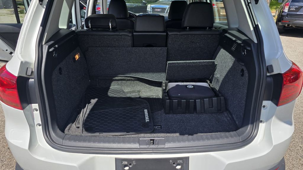 2017 Volkswagen Tiguan Image 13
