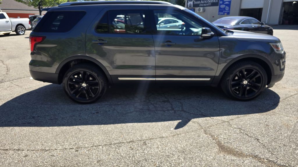 2016 Ford Explorer Image 3