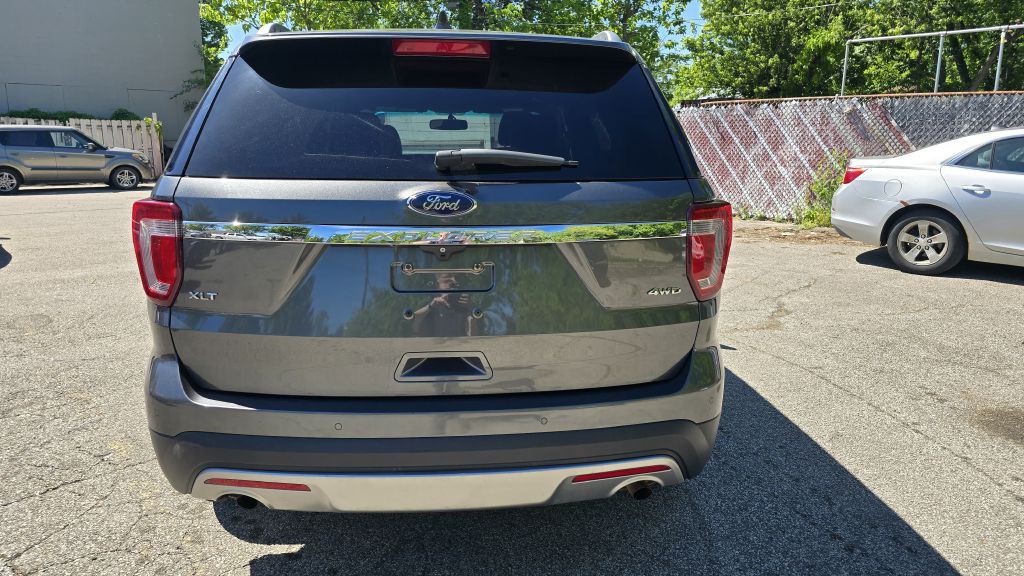 2016 Ford Explorer Image 5