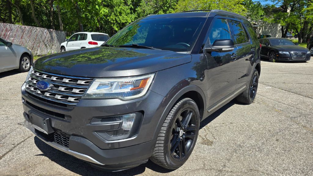 2016 Ford Explorer Image 8