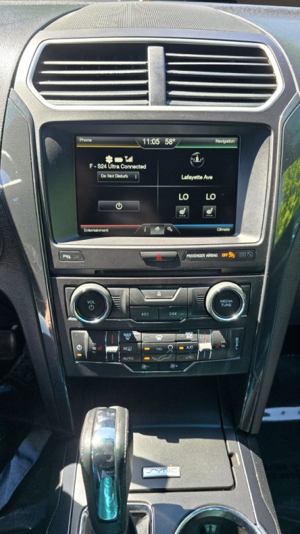 2016 Ford Explorer Image 13