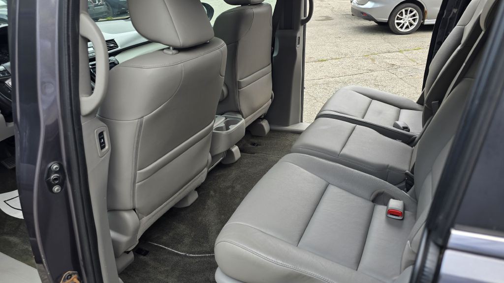 2016 Honda Odyssey Image 18