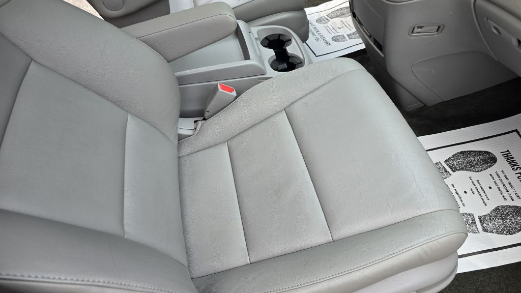 2016 Honda Odyssey Image 25