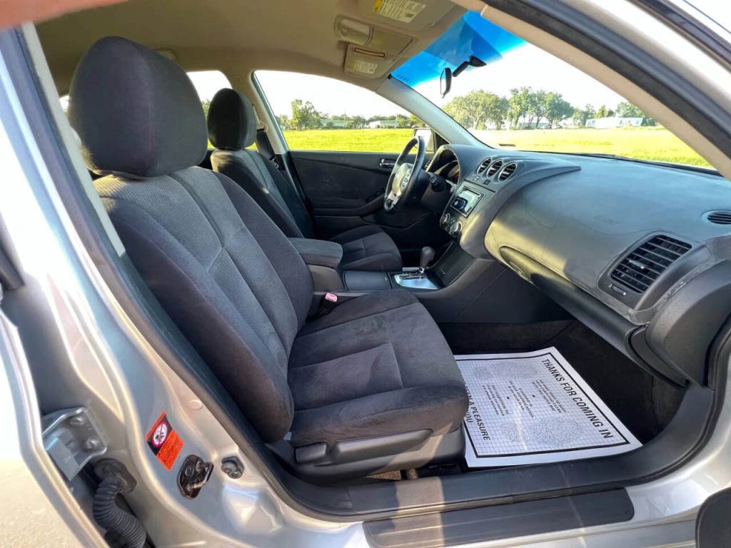 2008 Nissan Altima Image 7