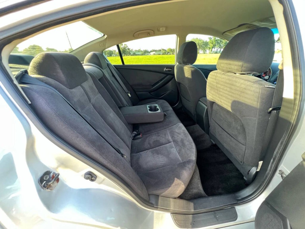 2008 Nissan Altima Image 8