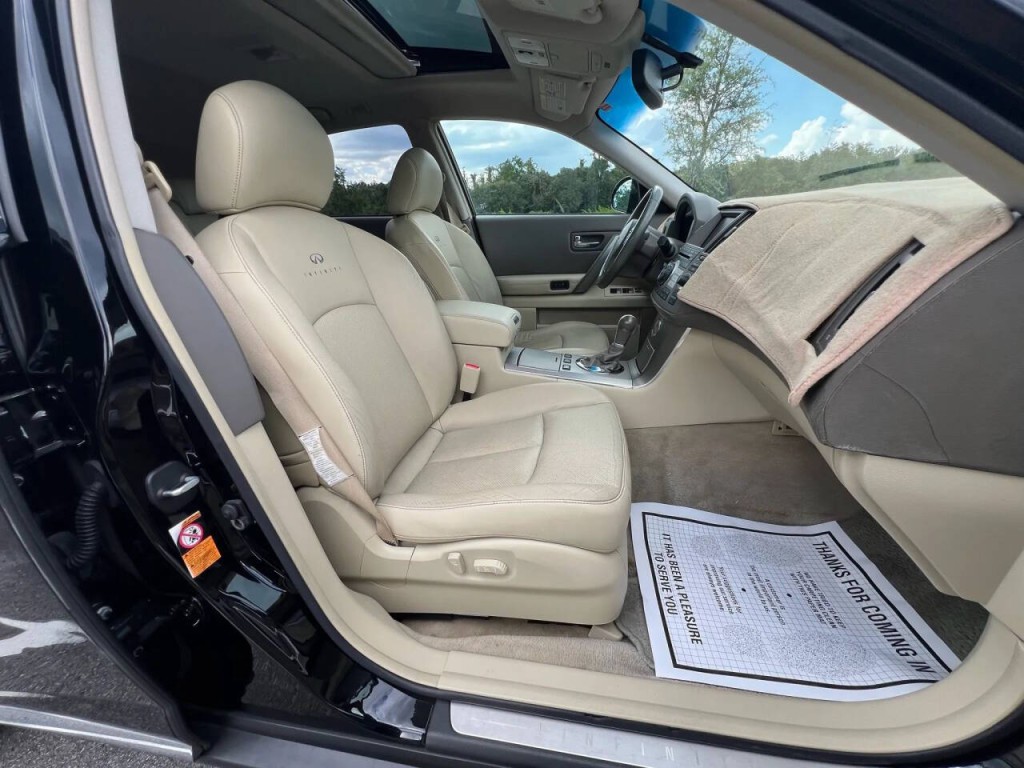 2008 INFINITI FX35 Image 7