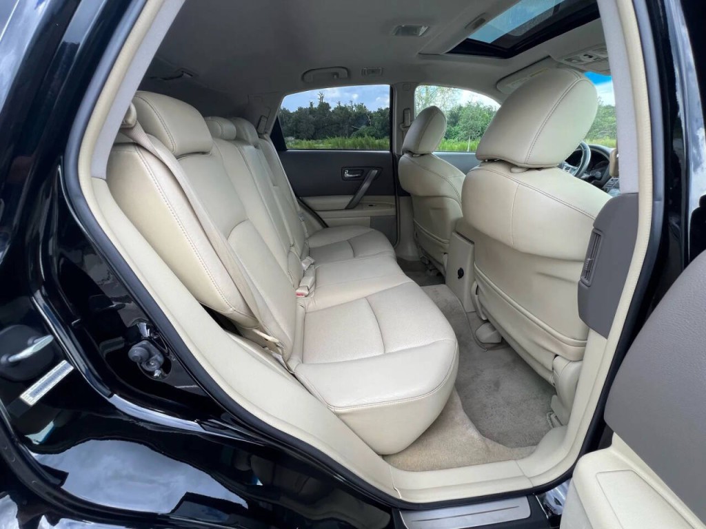 2008 INFINITI FX35 Image 8