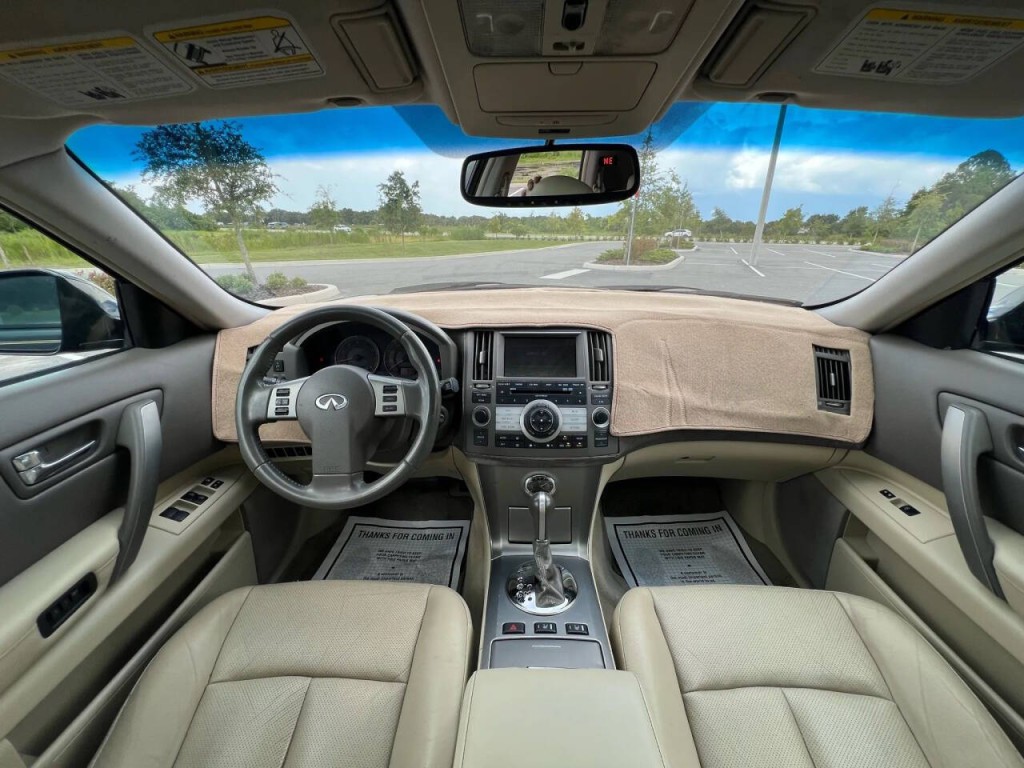 2008 INFINITI FX35 Image 9