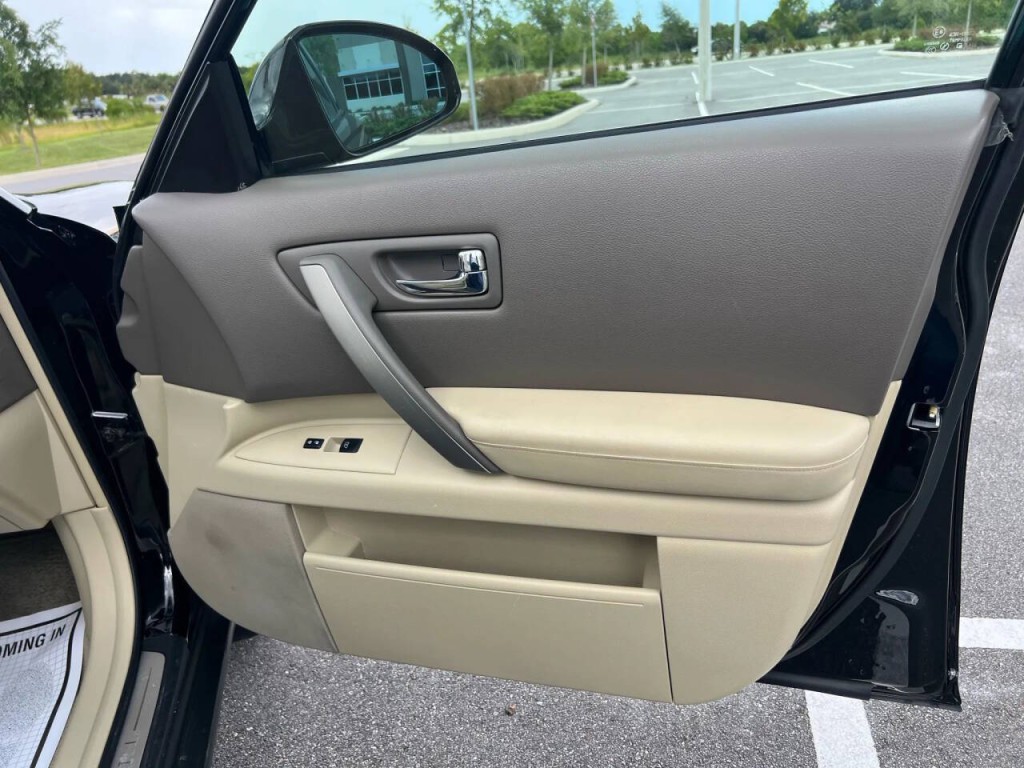 2008 INFINITI FX35 Image 13