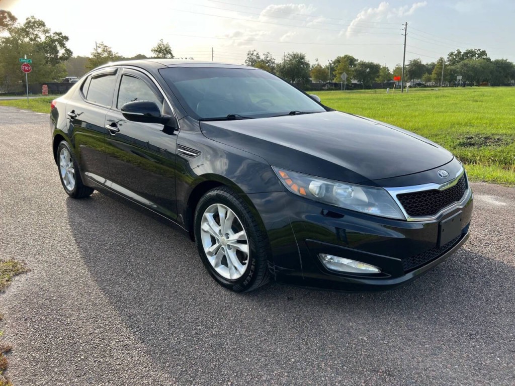 2013 Kia Optima Image 2