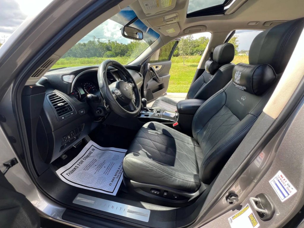 2009 INFINITI FX35 Image 5