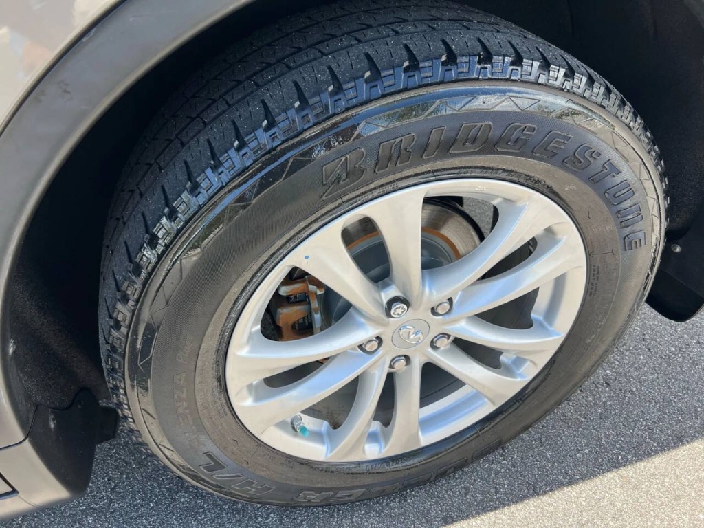 2009 INFINITI FX35 Image 18